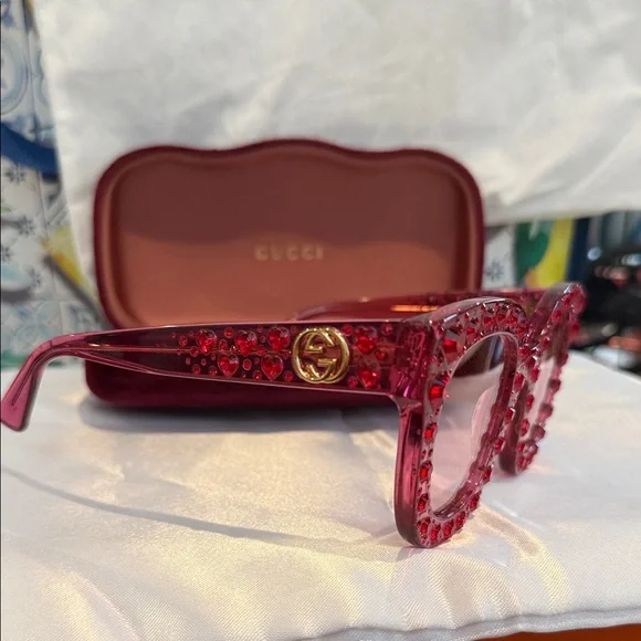 Gucci Red Crystal-Studded Sunglasses - Picture 2 of 5